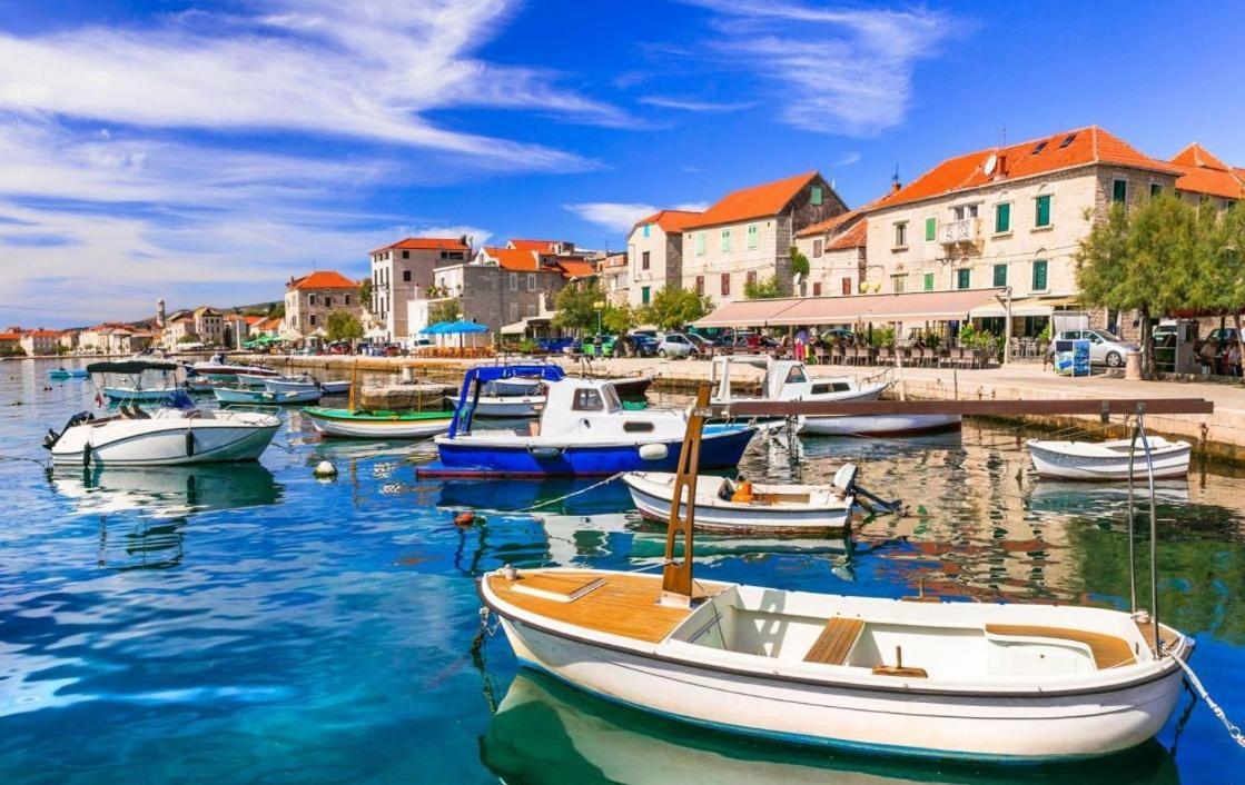 Seaside Gateway Apartment Kaštela Kültér fotó